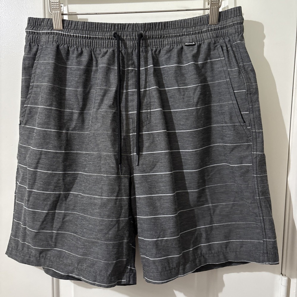 Hurley Striped Black Shorts Drawstring Casual Beach Comfy Everyday Large